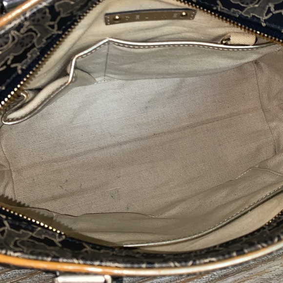 Celine - Salky Carriage Tote - Picture 13 of 16